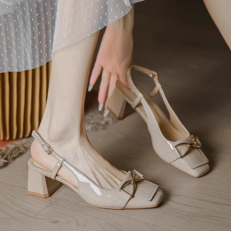 奶茶色单鞋女后空夏季2025新款高级感小众设计款玛丽珍包头凉鞋女