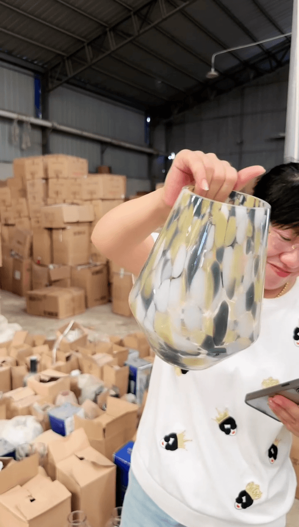 【闪购商品】黄色斑点锥形