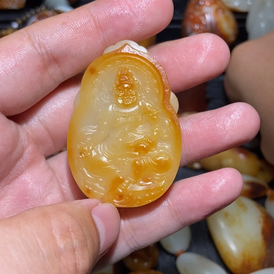 和田玉颈饰未镶嵌蟹*钱