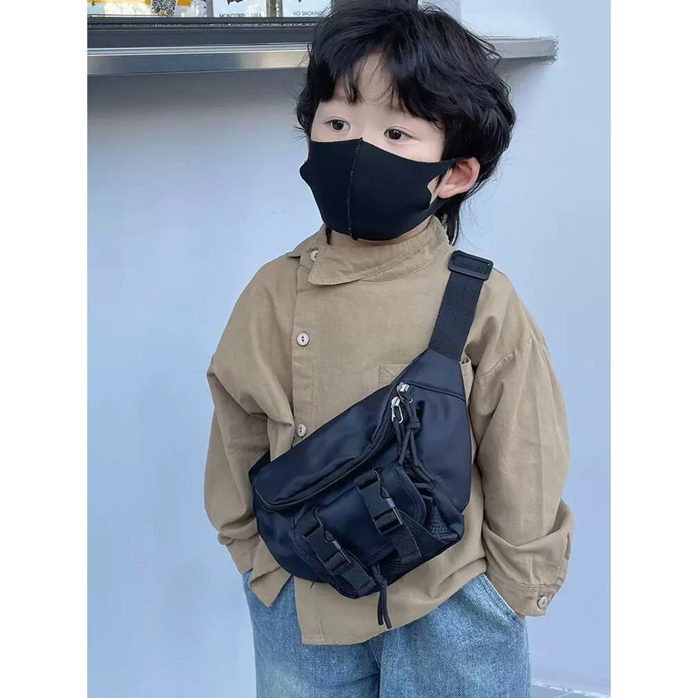 潮酷男童帅气胸包韩版ins儿童单肩包迷你网红外出宝宝小孩斜挎包