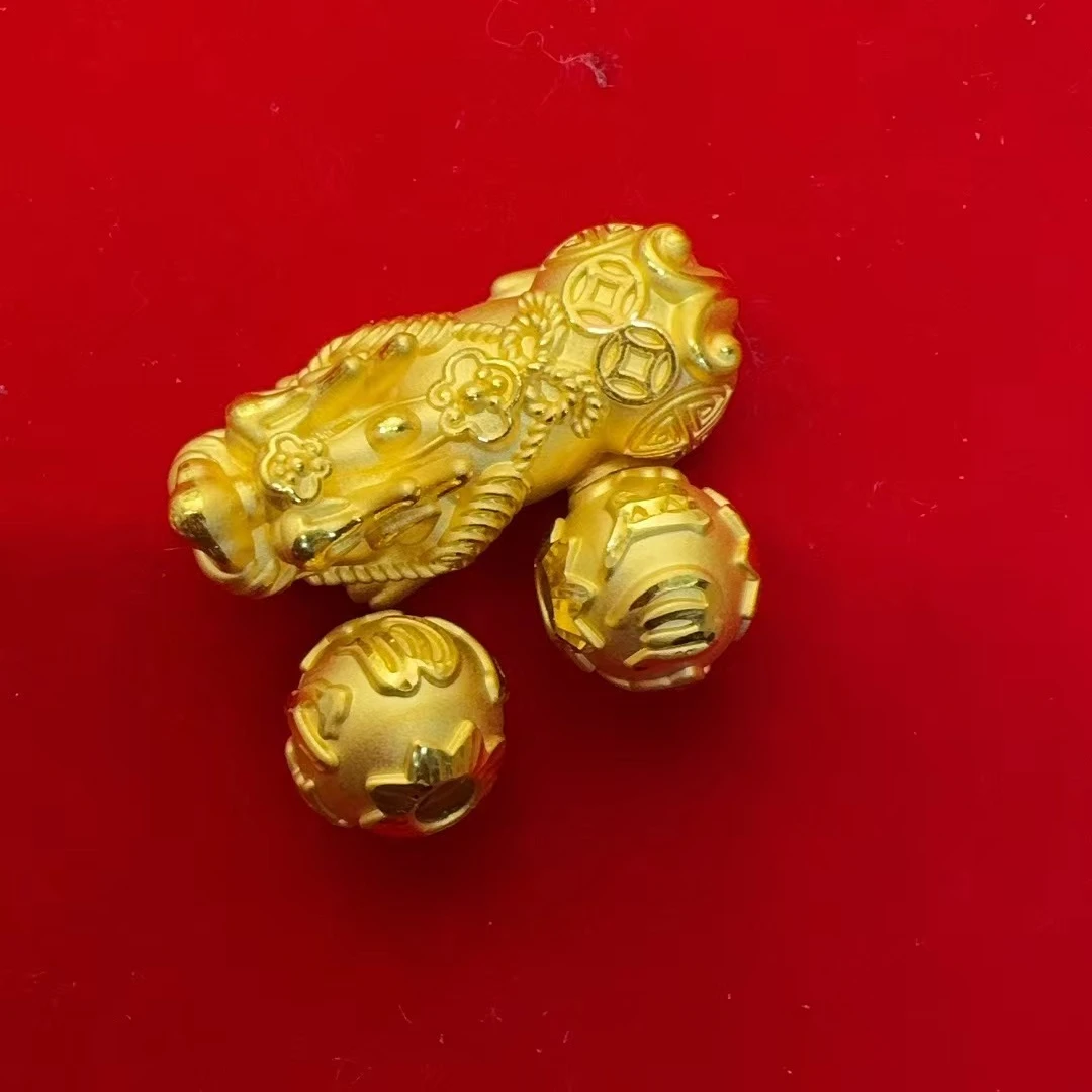 8.15g足金999貔貅金珠2