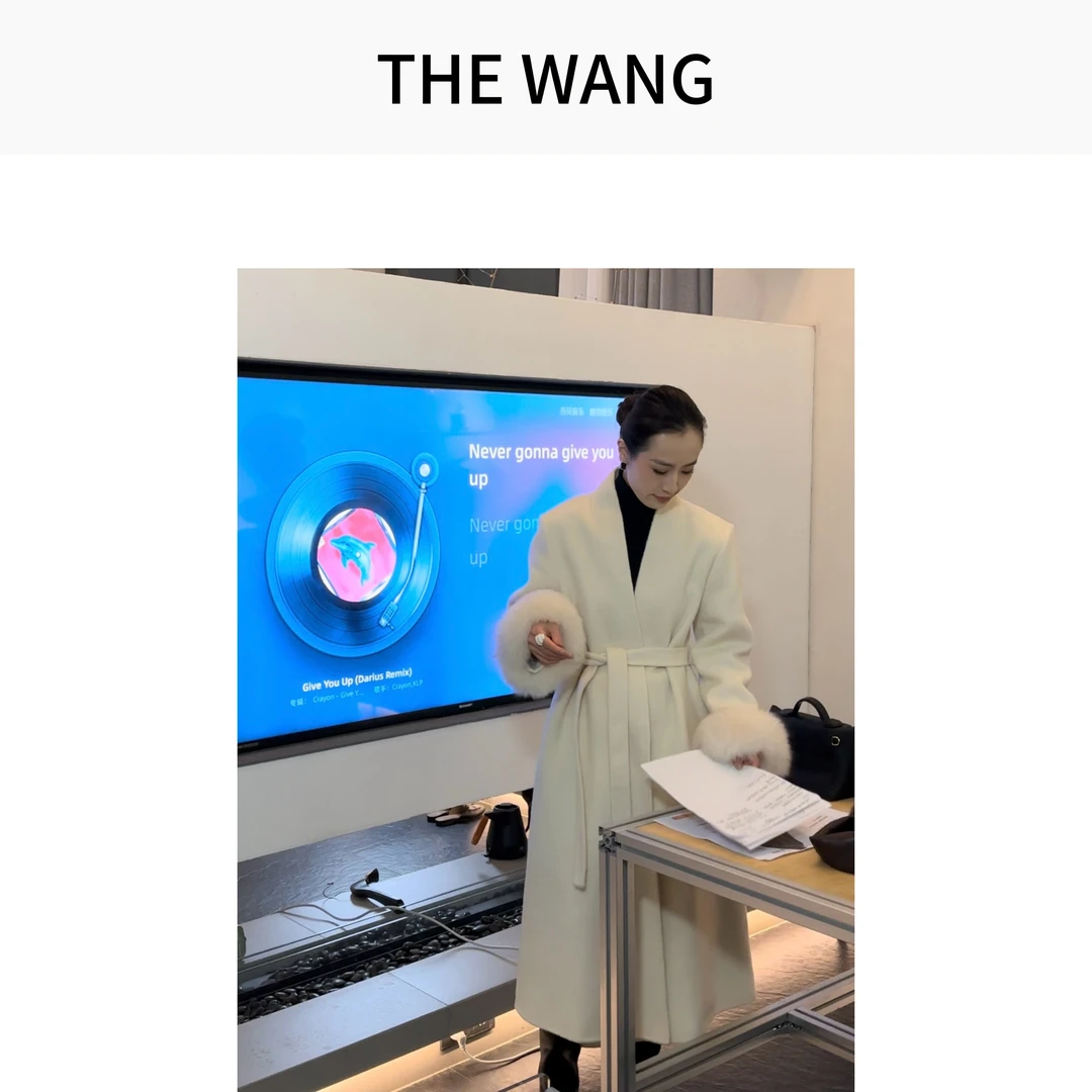 THE WANG 柔焦氛围美学 气质双面呢毛袖大衣