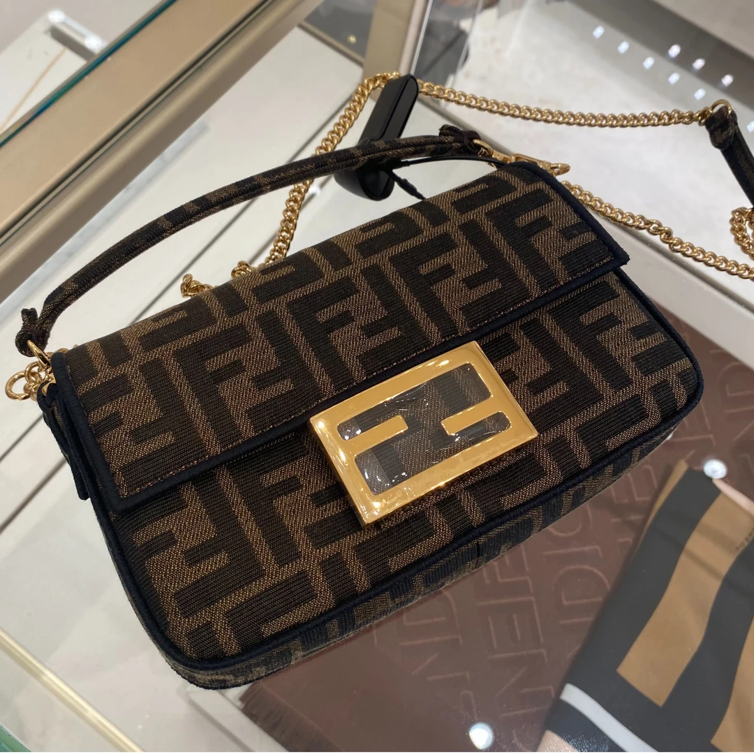全新未使用 FENDI/芬迪 芬迪mini法棍包