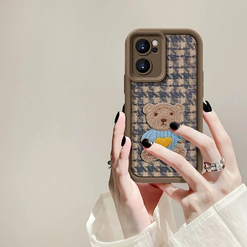 适用于OPPO Reno7红衣爱心熊手机壳天眼阶梯全包硅胶防摔网红女款