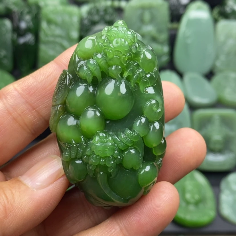 【闪购商品】和田玉（碧玉）挂件未镶嵌尘**y