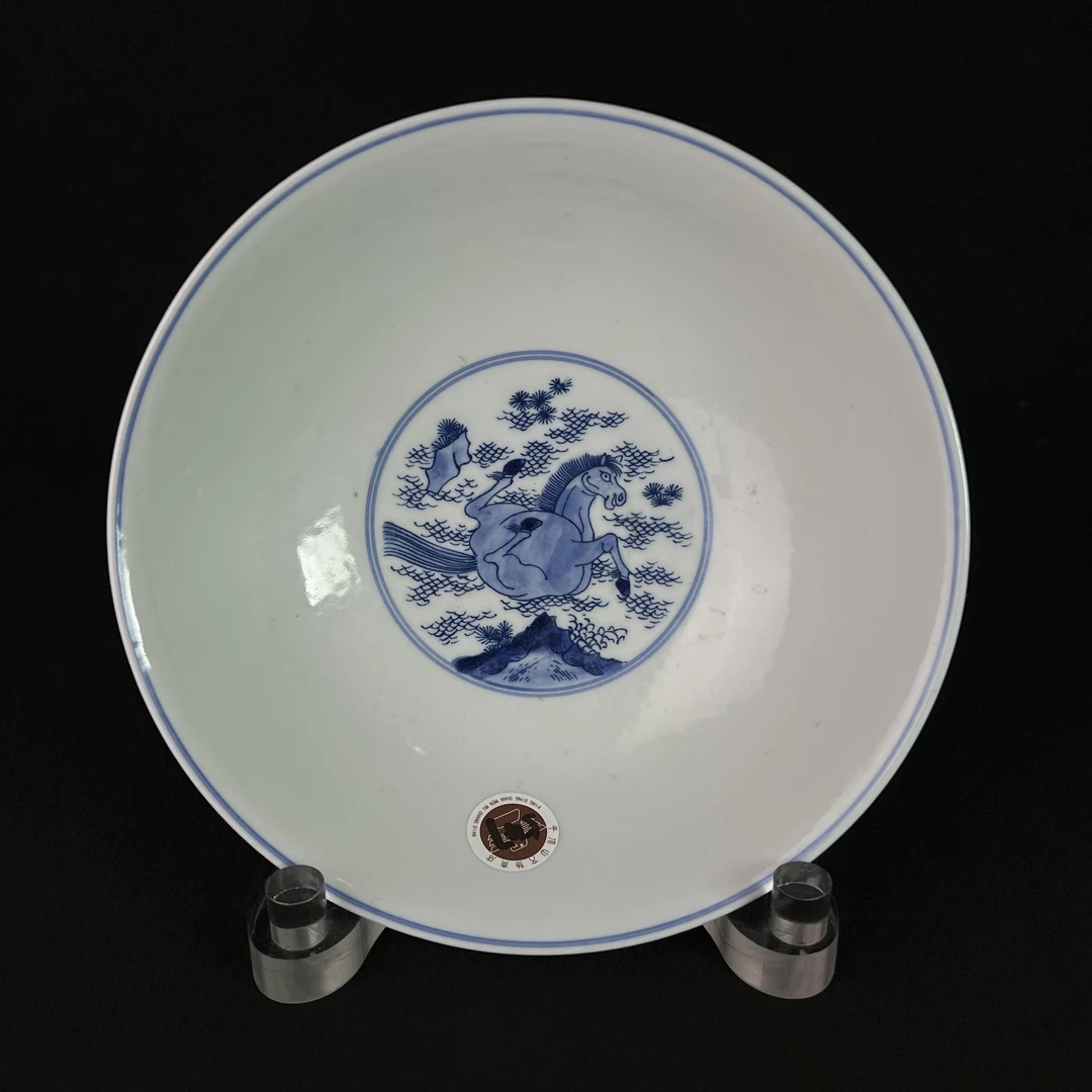 WYTQH2006-00893Q清代青花八骏图大碗