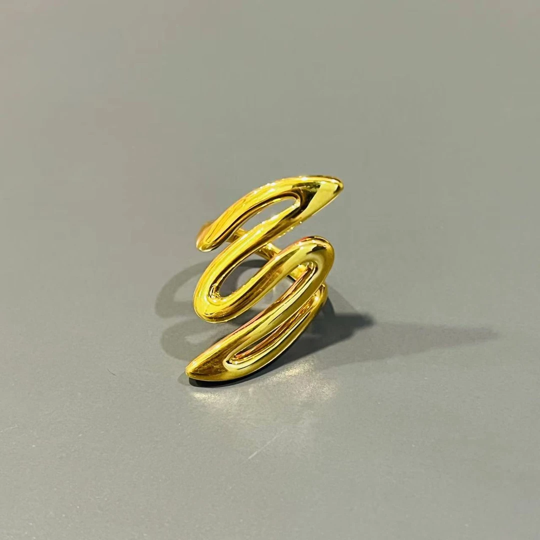 B播4.88g足金999戒指e