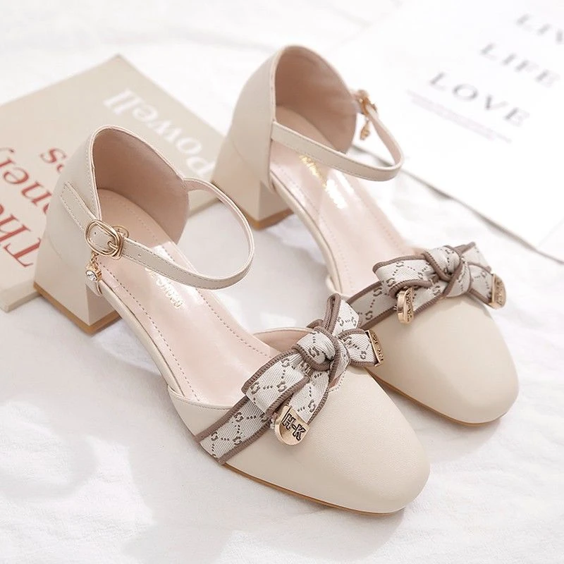 【S2025】法式包头凉鞋女仙女风2025年夏中粗跟一字扣带中空单鞋z