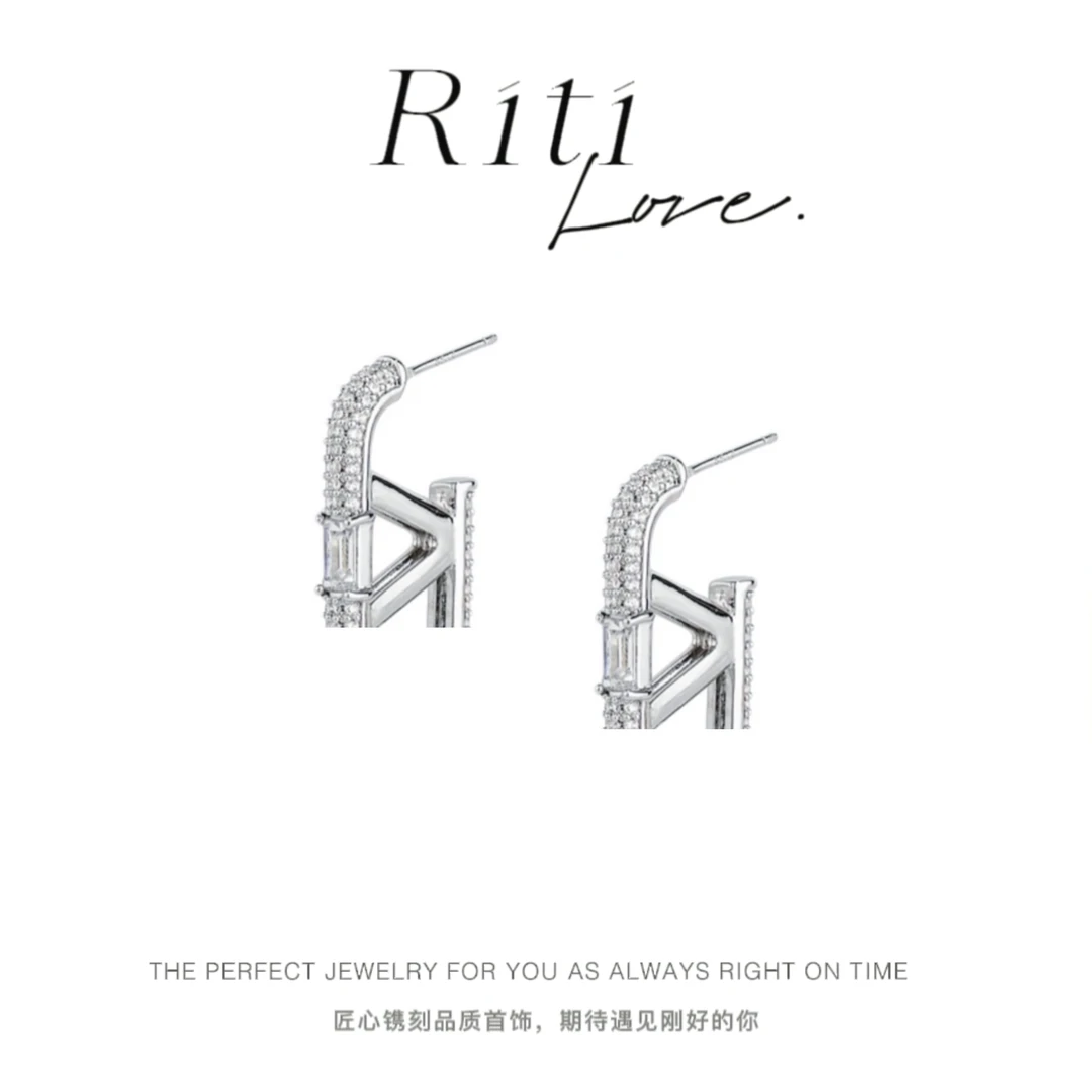 铜合金耳饰 8205【经典V字】高级设计感时尚华仑精致满镶百搭潮流