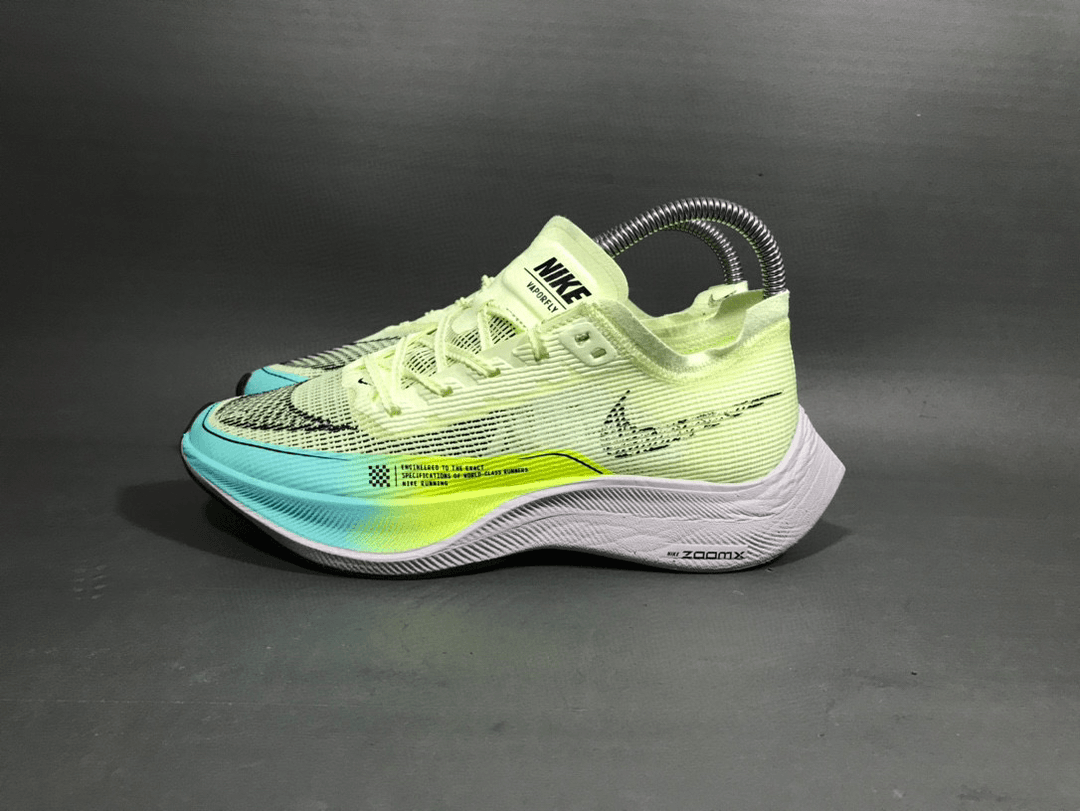 37.5码 耐克 zoomX vaporfly荧光绿碳板跑步鞋运动鞋/无原盒