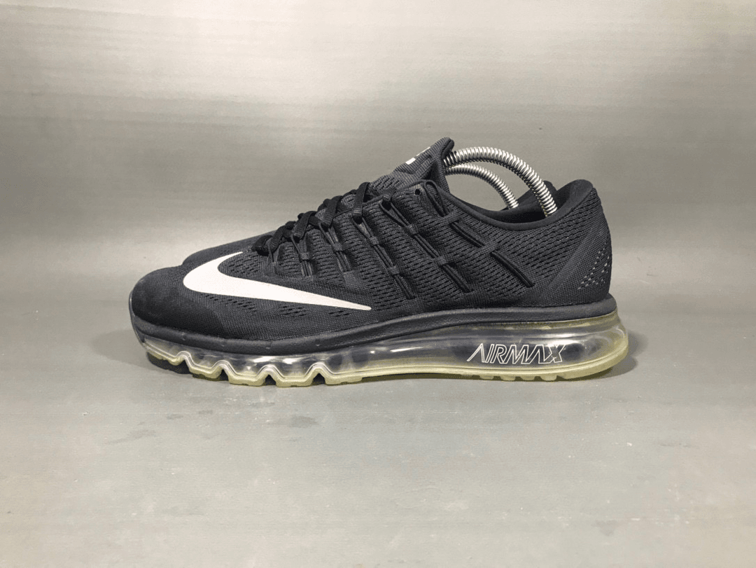 44码 耐克 Air max 黑色气垫跑步鞋运动鞋/无原盒/公价1559
