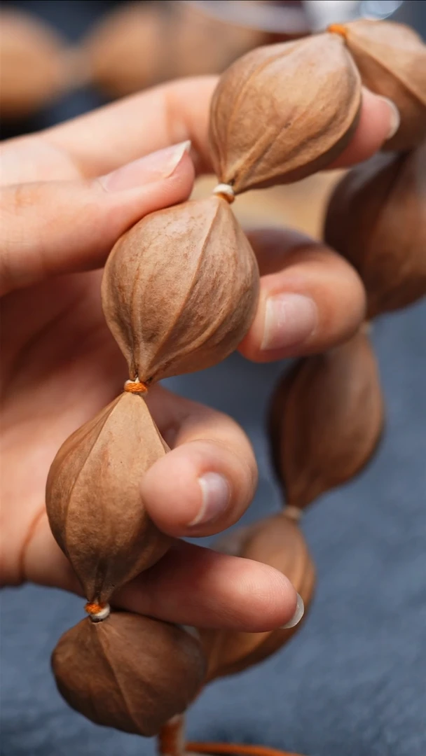 【闪购商品】橄榄核吊坠***************