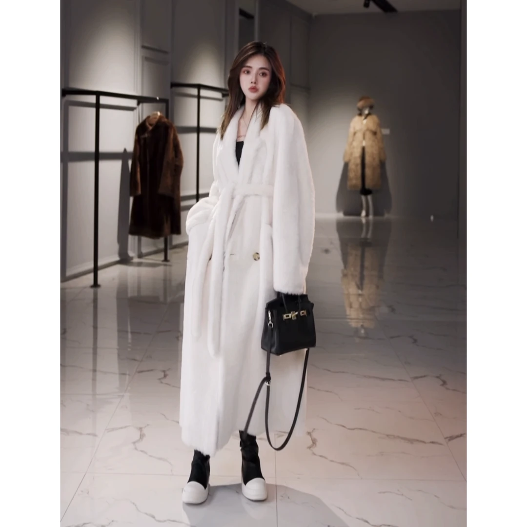 【思语】“睡美人” CC1028 皮毛一体长款外套