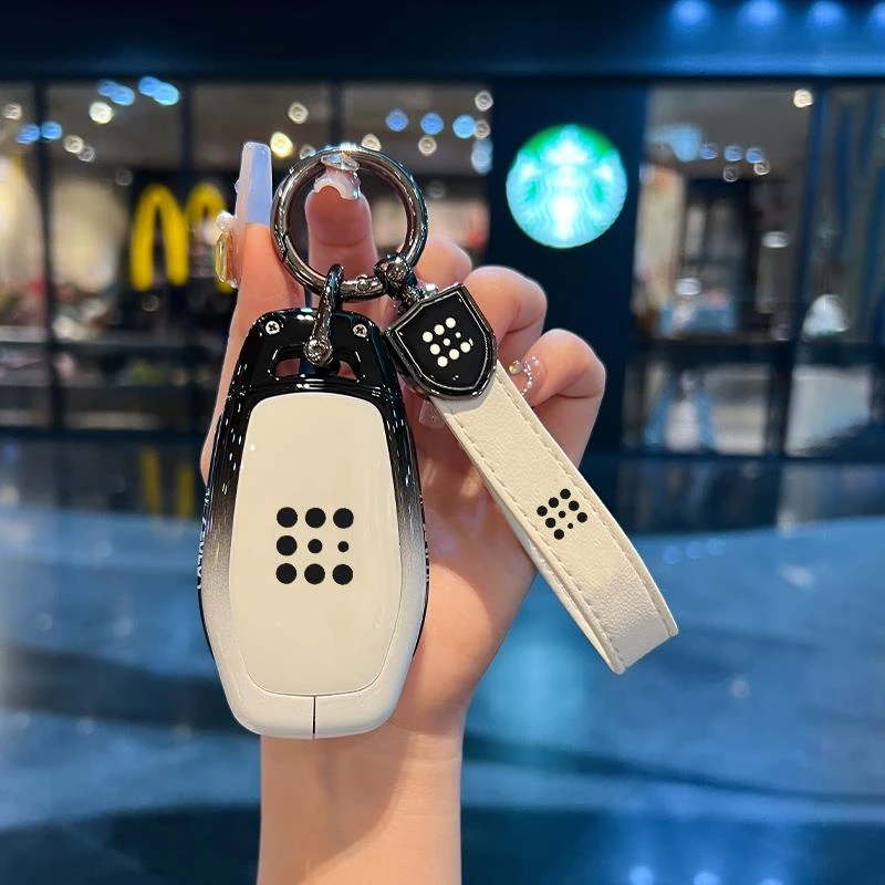 全新2025款蓝电E5 PLUS钥匙包套165km长续航版120KM高档车钥匙扣