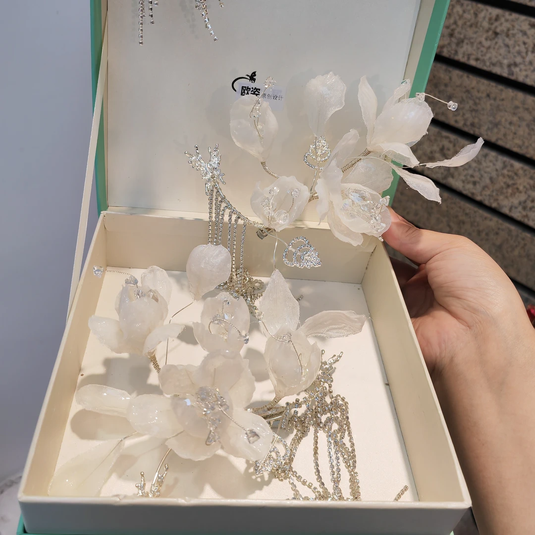 欧姿新娘金色森系网红饰品新款白纱流苏配饰婚礼跟妆发饰结婚白色