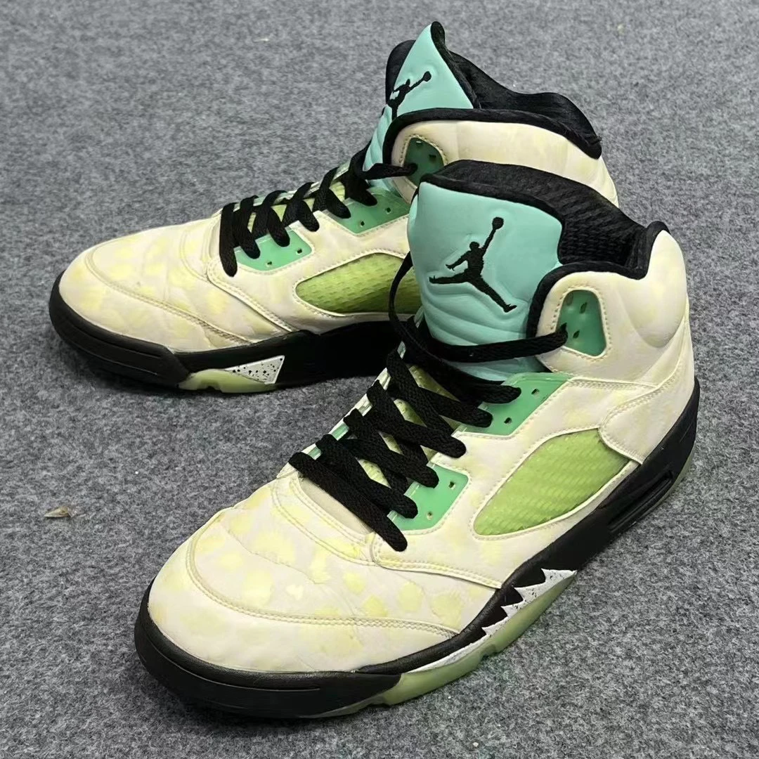 45码/AIRJORDAN5郭艾伦配色 高帮篮球鞋  95新