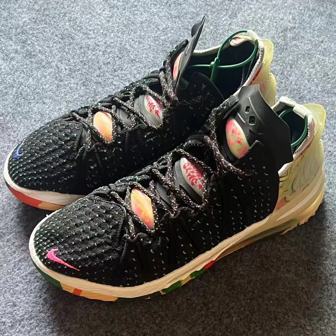 44码/NIKE LBJ18詹姆斯黑粉 高帮篮球鞋 公价1599