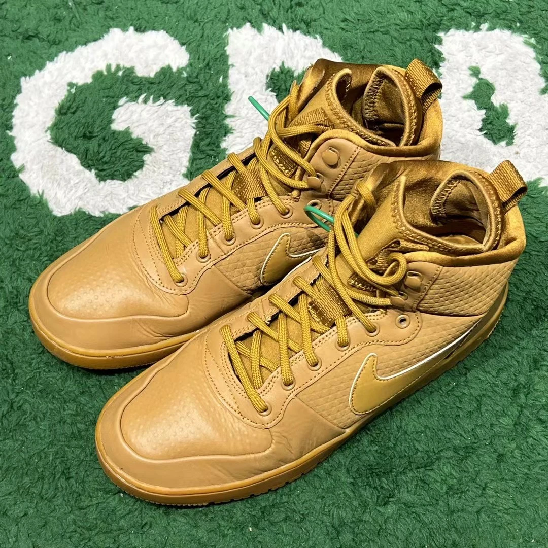 44码/ Nike Court 小麦 高帮板鞋 公价649 1012