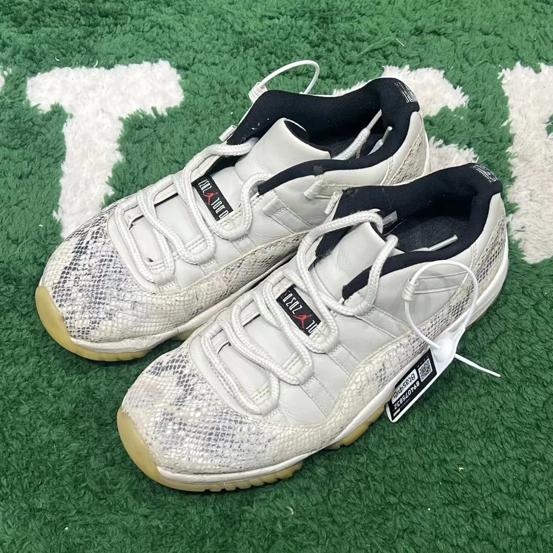 42.5码/ Air Jordan 11 白蛇 低帮篮球鞋 公价2269
