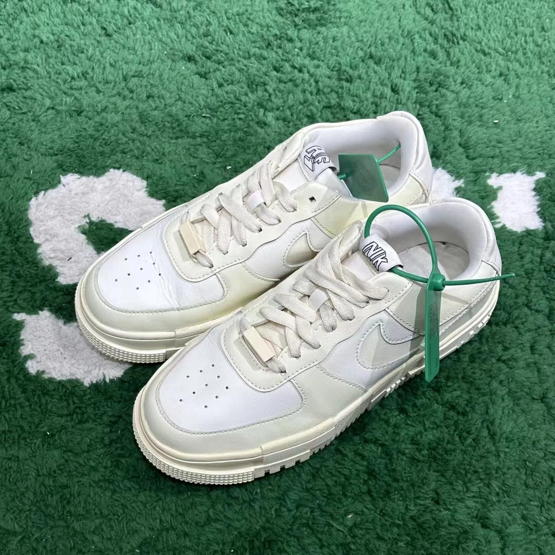 38码/Nike Air Force 1 米白 低帮板鞋 公价619