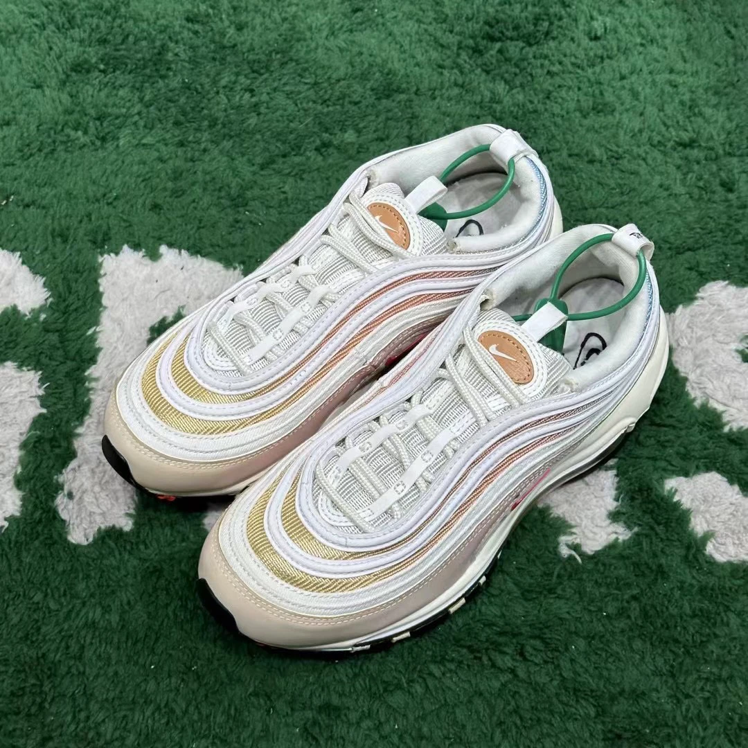 39码/ Nike Air Max 97 彩虹 低帮跑鞋 公价819