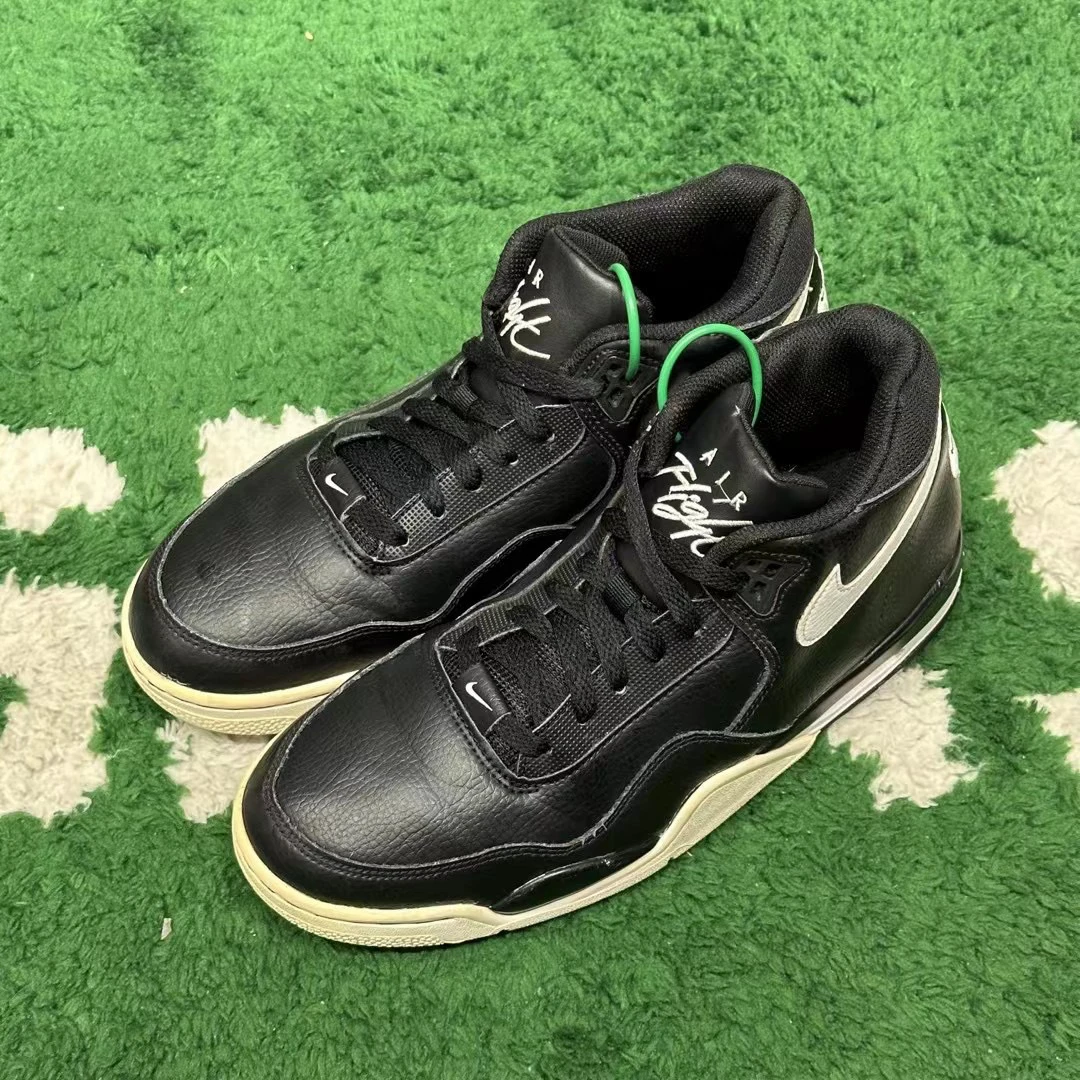41码/ Nike Flight 黑白 高帮篮球鞋 公价699