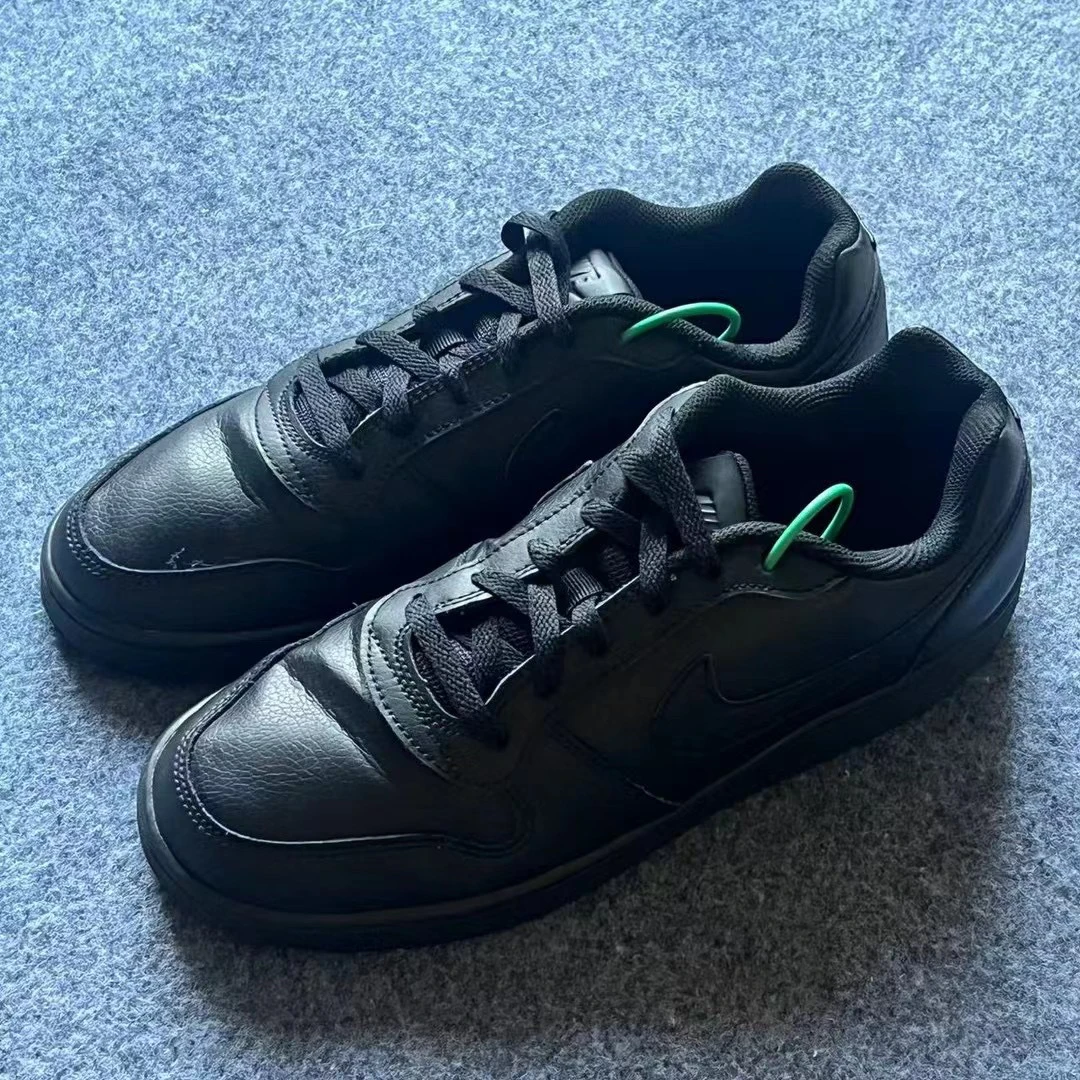 42码/NIKE Eberon纯黑 低帮板鞋