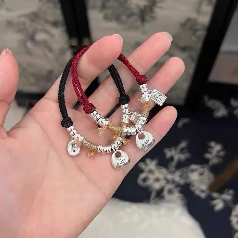 足银手链 足银手链红绳编绳情侣手链实心银盘缠手串礼物