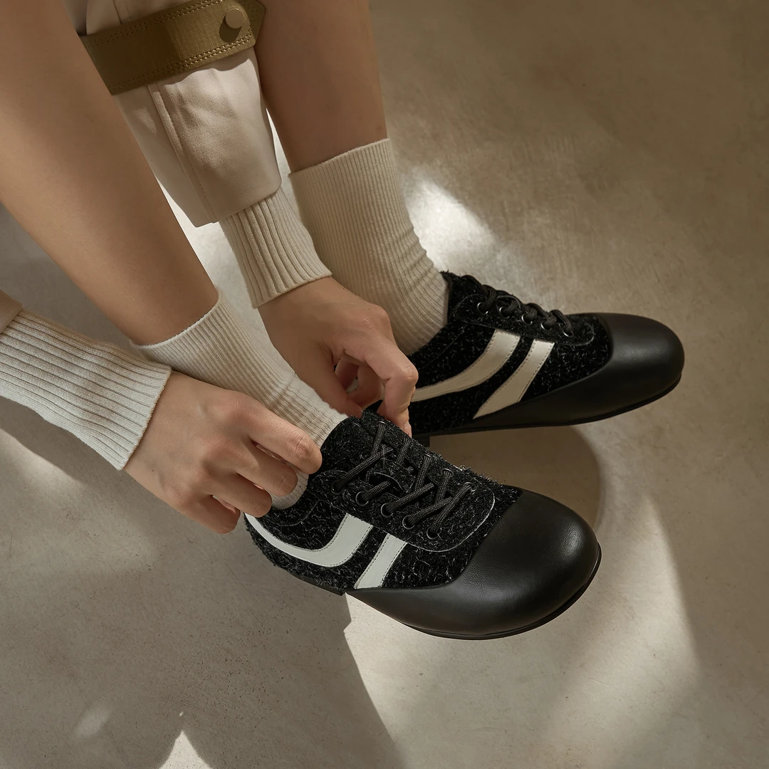 LeeCat Studio | 德训鞋女百搭平底真皮系带软底休闲鞋子W2410098