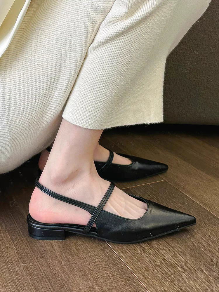韩版气质单鞋女夏时髦感2025年法式小众高级感浅口尖头平底凉鞋女