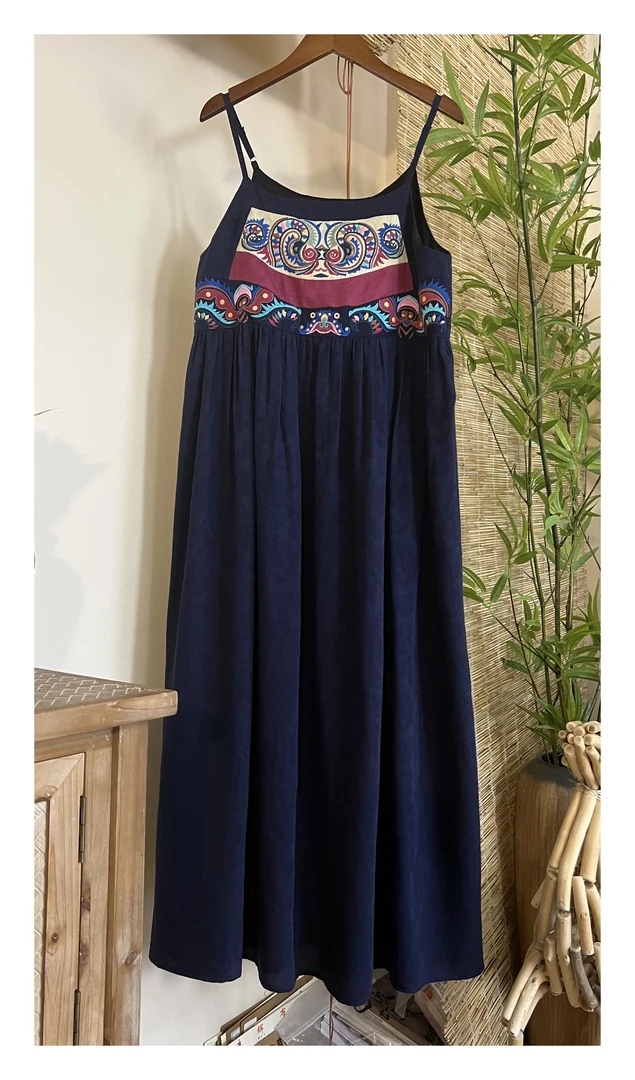 L24095《吊带裙》刺绣民族风吊带(上新)