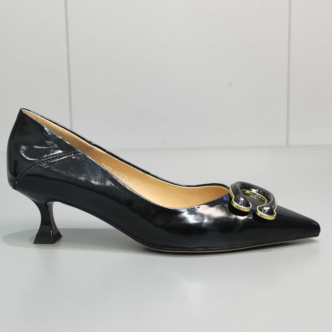 59【一】商场断码女鞋 留言主播给的编号