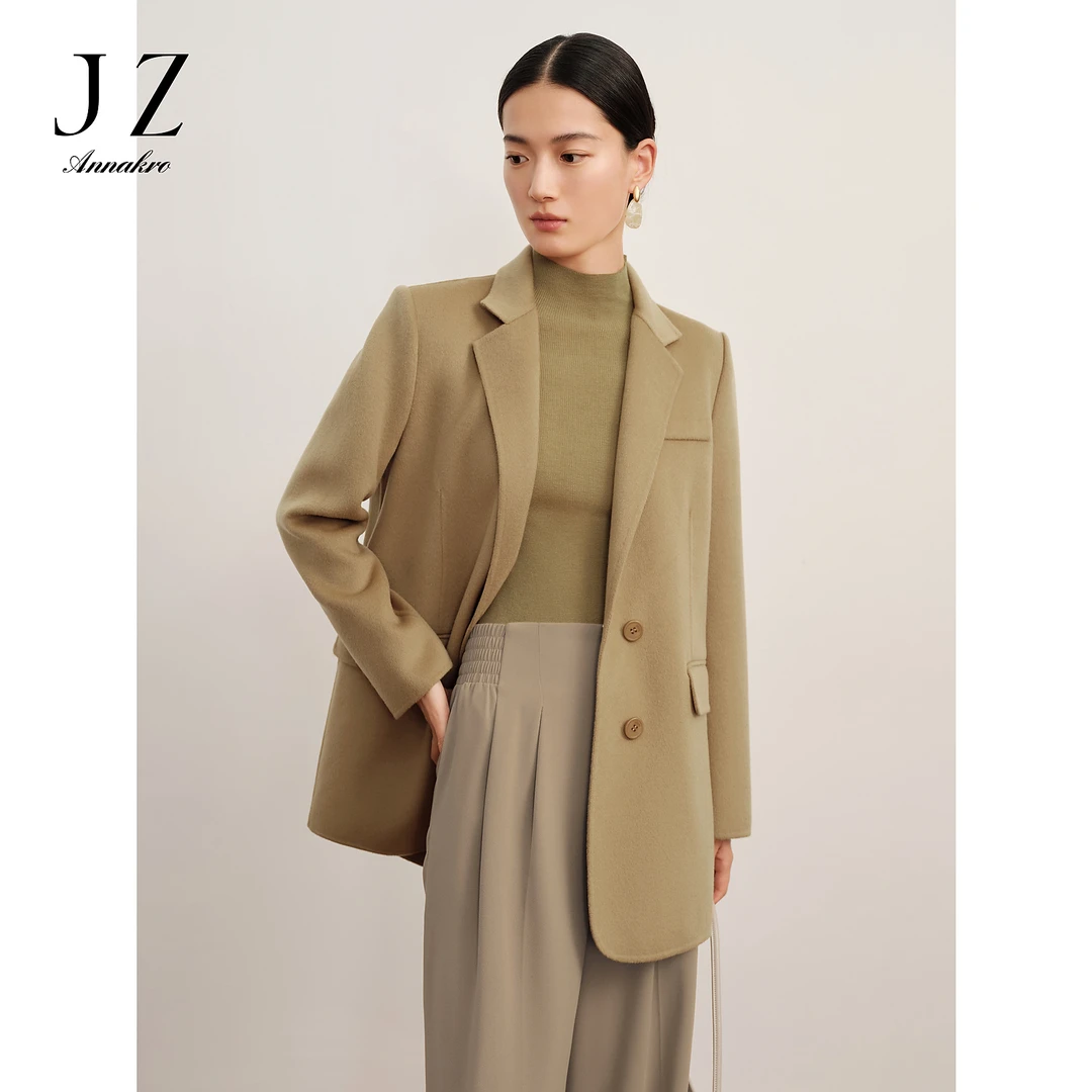 玖姿安娜蔻复古通勤垫肩驳领羊毛西装大衣JTDD72502