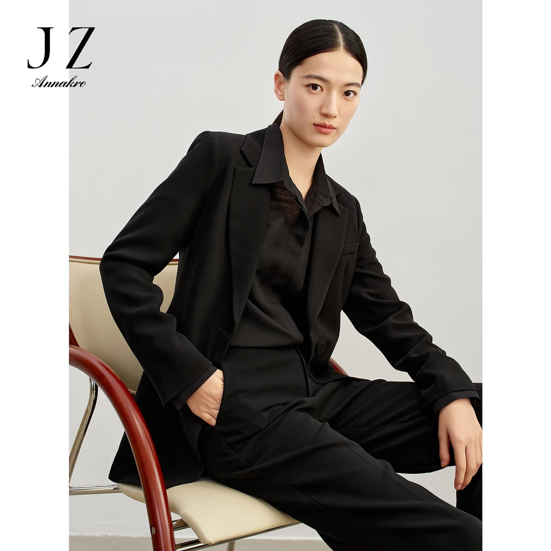 【醋酸系列】玖姿安娜蔻简约立体花朵开叉2024春季JTEC40108