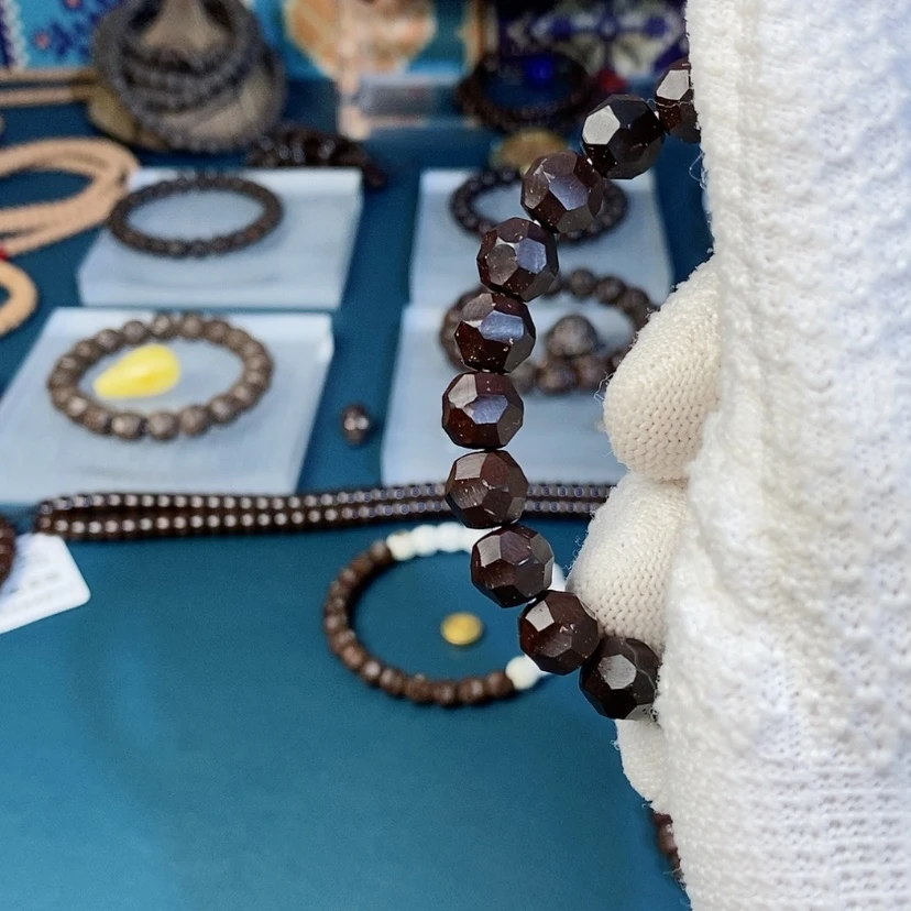 【闪购商品】椰蒂手串小**懂10.9凹面无相金钉➕金飞金标