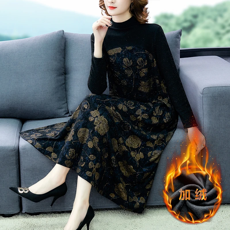 2024秋冬韩版女装新款加绒加厚宽松潮大码胖mm长款洋气长袖连衣裙