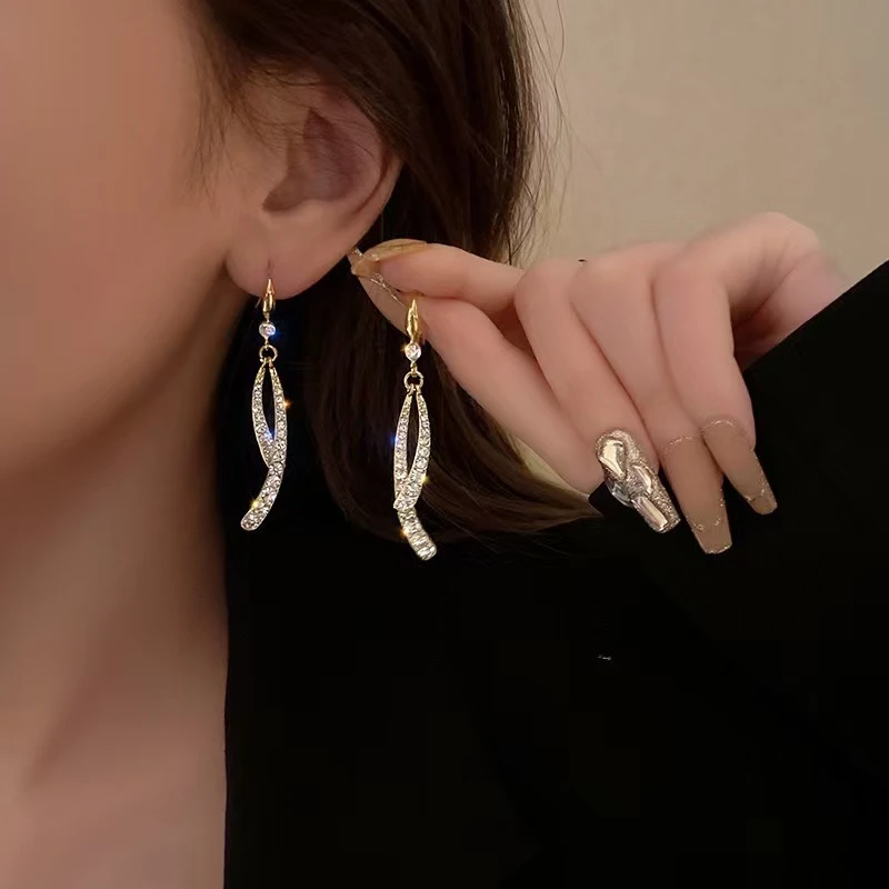 铜合金耳饰 气质轻奢时尚百搭复古法式长款交叉超闪水钻耳环N2236