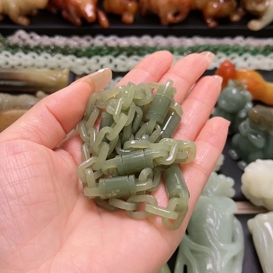 【闪购商品】和田玉吊坠(不含链)未镶嵌山*