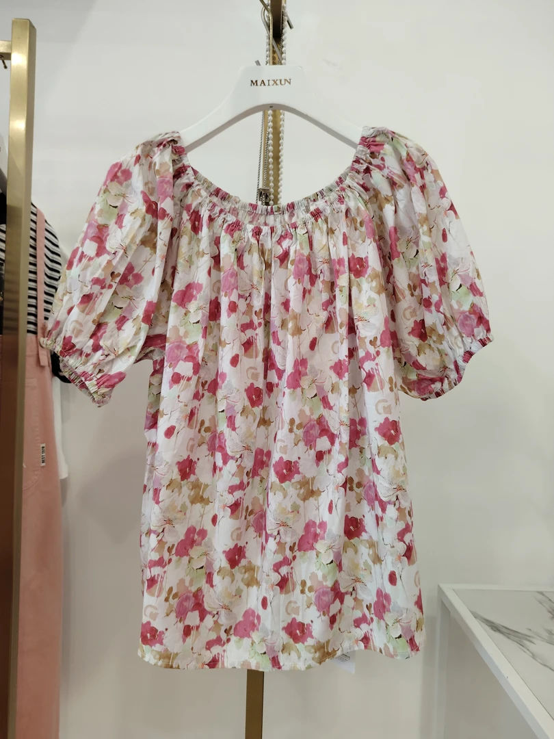 麦寻女装夏季新款短袖小衫XSSFQ020印花方领一字肩泡泡袖休闲时尚