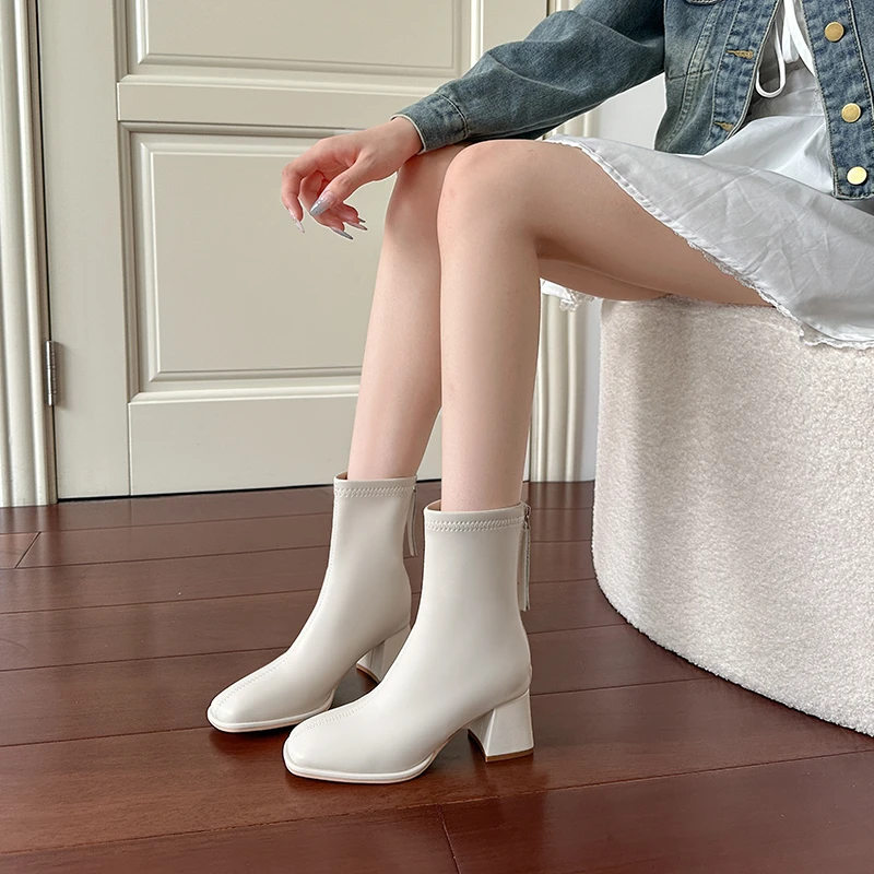 方头短靴女粗跟高跟小个子弹力瘦瘦靴秋冬加绒马丁靴潮酷切尔西靴