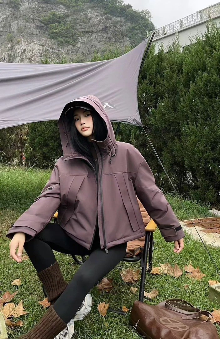 8757冬季新款加厚加毛防风连帽冲锋衣保暖三防软壳时尚冲锋衣外套