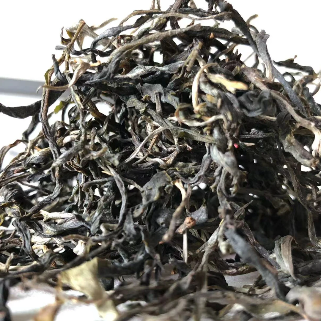 24年 曼松 头春晒红 传统手工 普洱生茶 100克 散茶