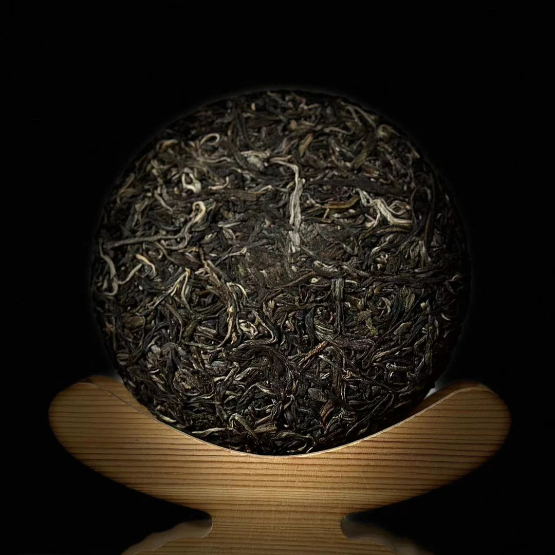 24年 刮风寨 头春 传统手工 云南普洱生茶 200克饼