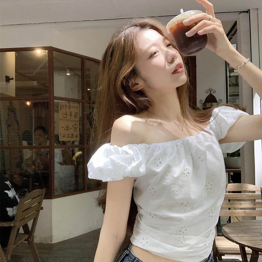 夏季时尚百搭潮气质设计感花边一字肩上衣女夏季修身显瘦短款T恤