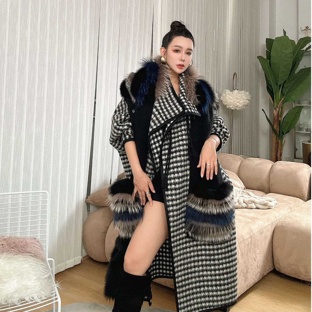 （时尚达人）原创设计师款狐狸毛披肩羊驼大衣1165