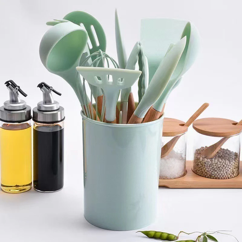 木柄硅胶厨具12件套装不粘锅厨房工具礼品盒装新疆包邮