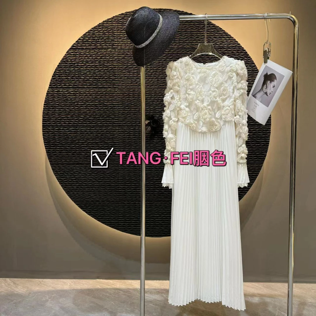 TANG-FEI胭色YS0005白色长袖花朵高级显瘦轻奢女装连衣裙