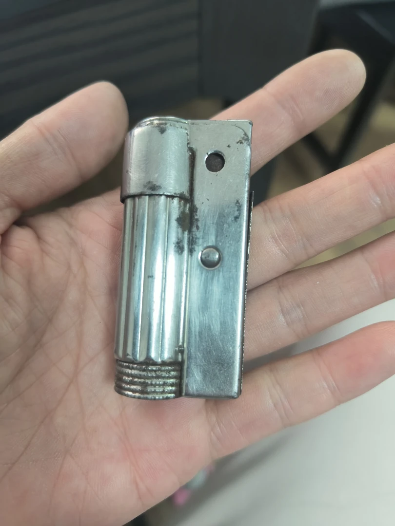 煤油打火机，没有煤油