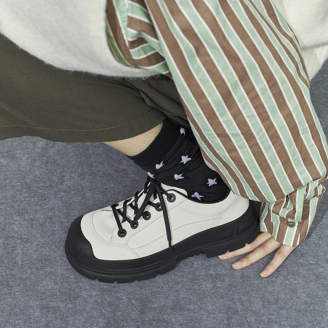 玛速主义2025年冬小众设计感单鞋女冬厚底百搭休闲运动板鞋奶盖鞋