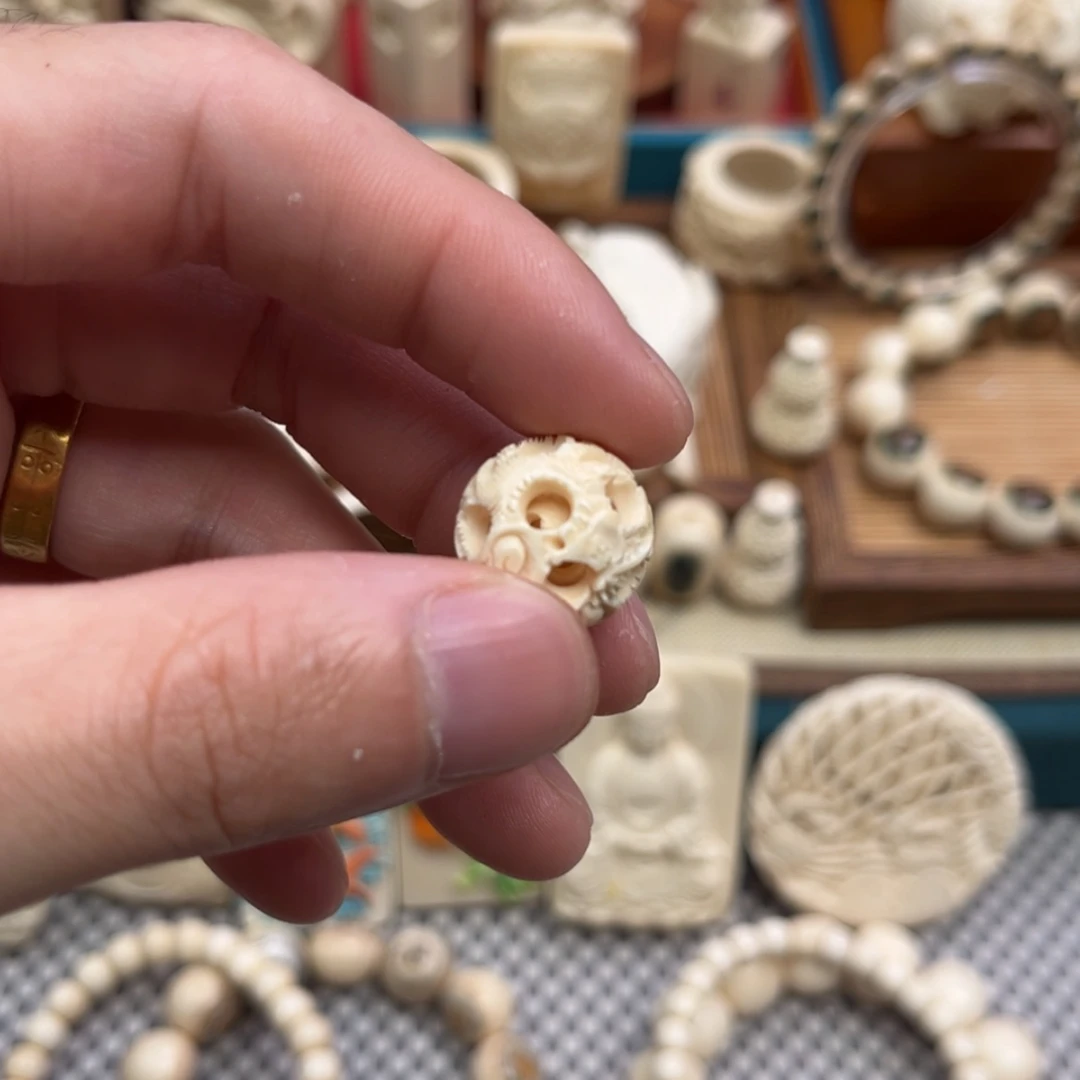 【闪购商品】猛犸牙根雕闲***动